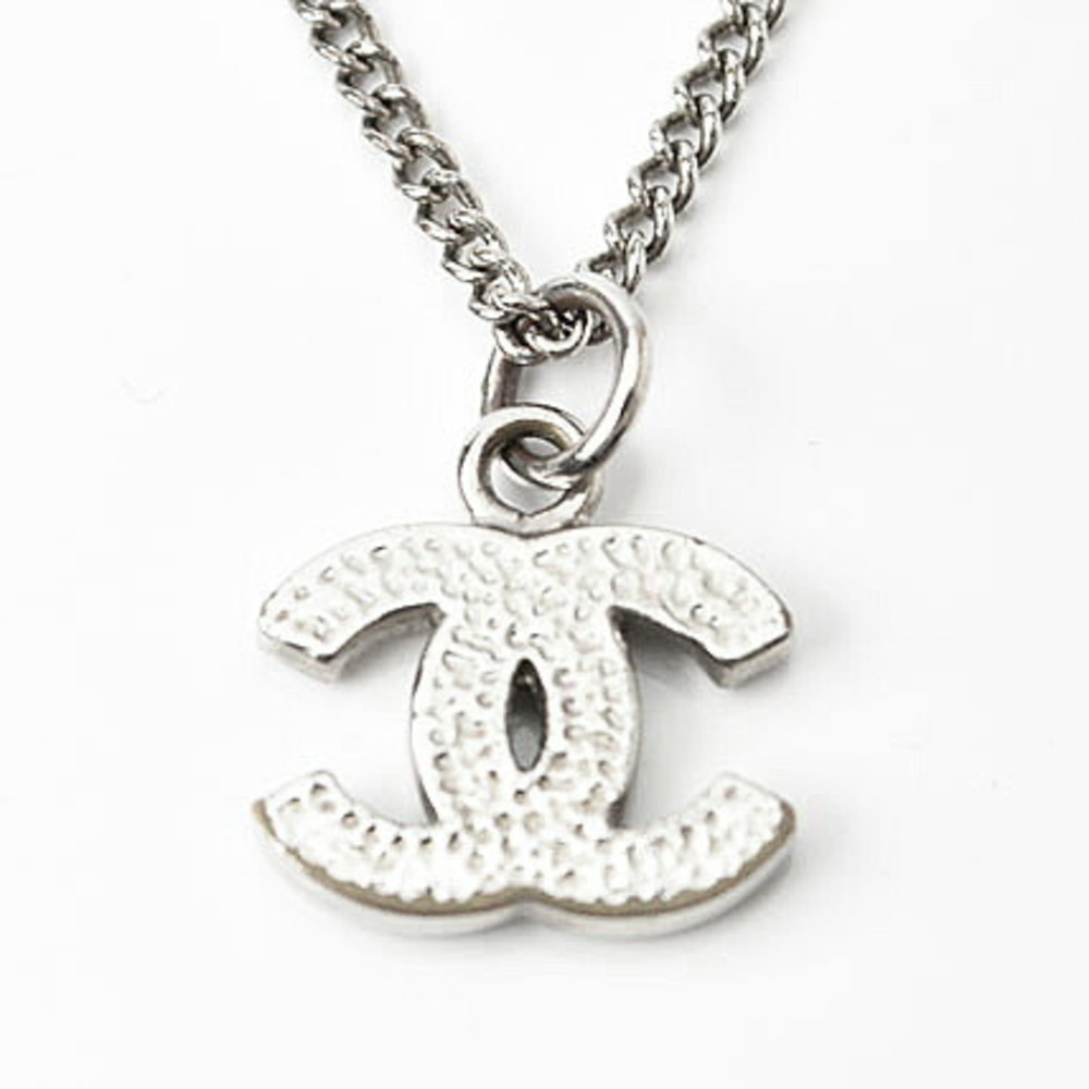 CHANEL White Logo Necklace - Picture 4 of 7